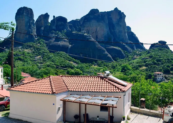 Rocky Coast-amazing View Of Meteora * カランバカ